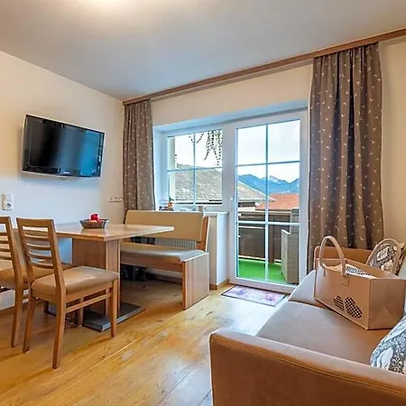 فندق Alpenhof Waengle 3*