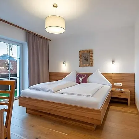 Alpenhof Waengle فندق 3*