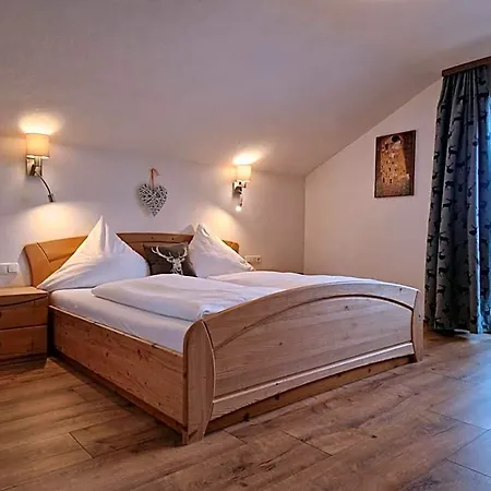 Alpenhof Waengle فندق 3*